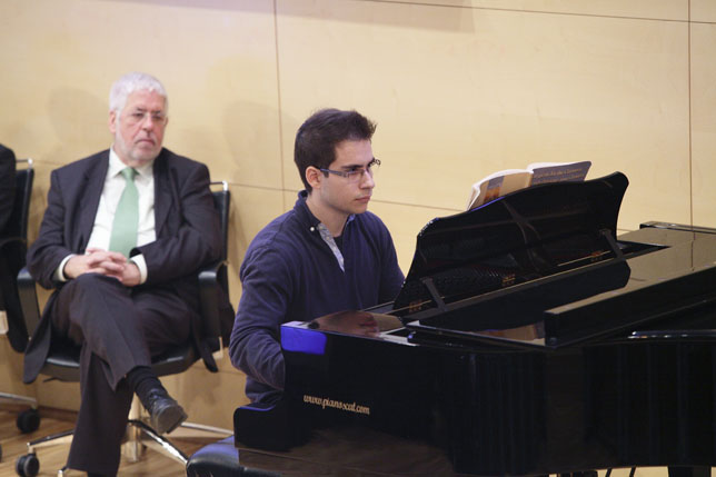 Interludi musical.jpg