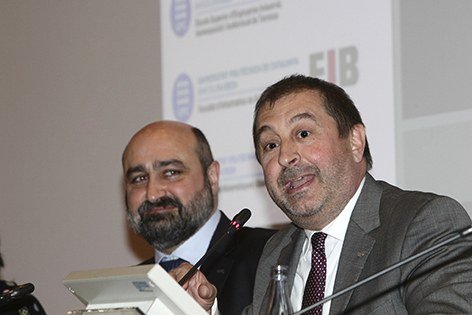 Cloenda Rector UPC, Sr. Torres.jpg