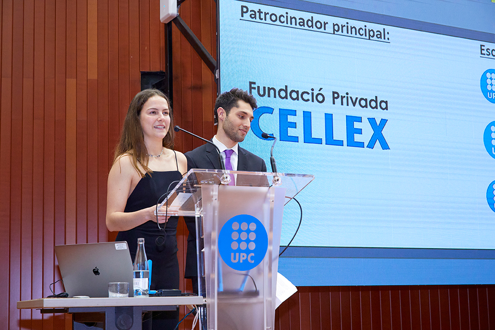 Intervenció representant titulats, O. Rubiés.jpg sampleimg7.jpg