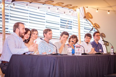 Taula rodona de titulats.jpg