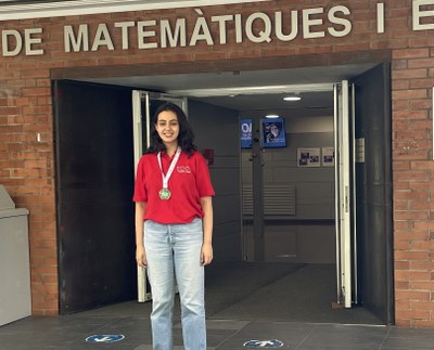 María Lucía Aparicio, estudiant del CFIS, plata a l'EGOI