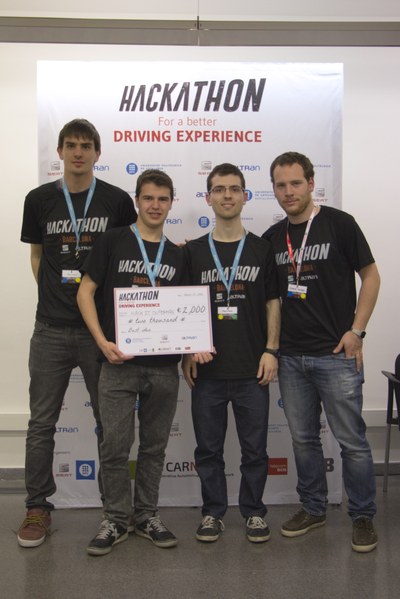 Nuevo éxito de estudiantes del CFIS en la Hackaton for a Better DRIVING EXPERIENCE